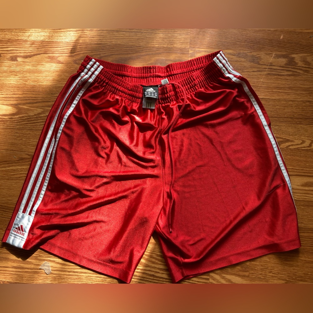 Red Men’s Adidas Basketball shorts, L